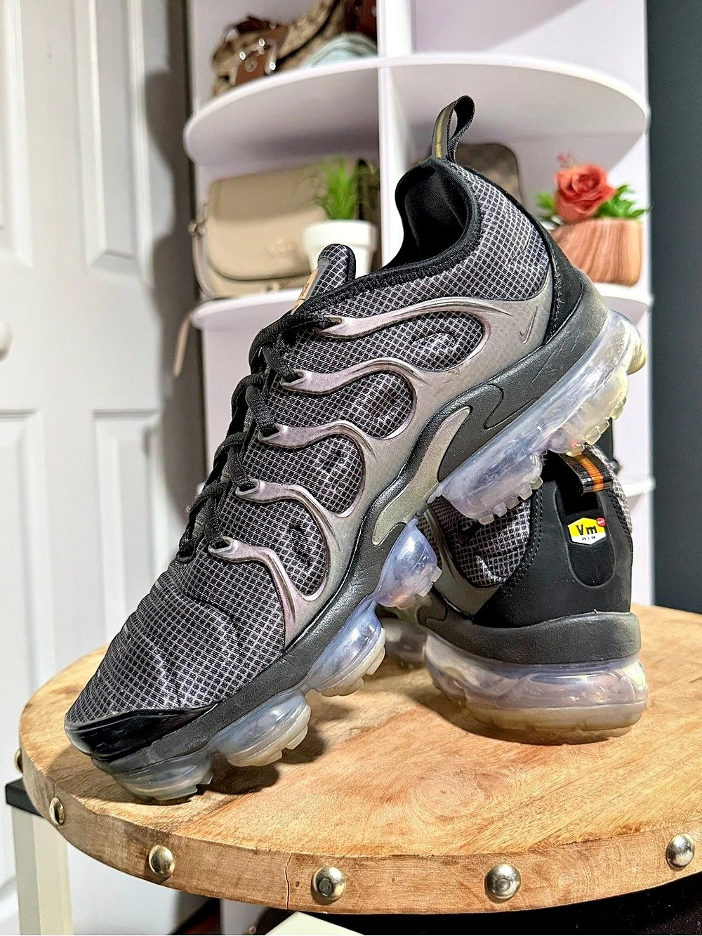 Nike Air VaporMax Plus Women's Sneakers US 9.5 Black & Gray